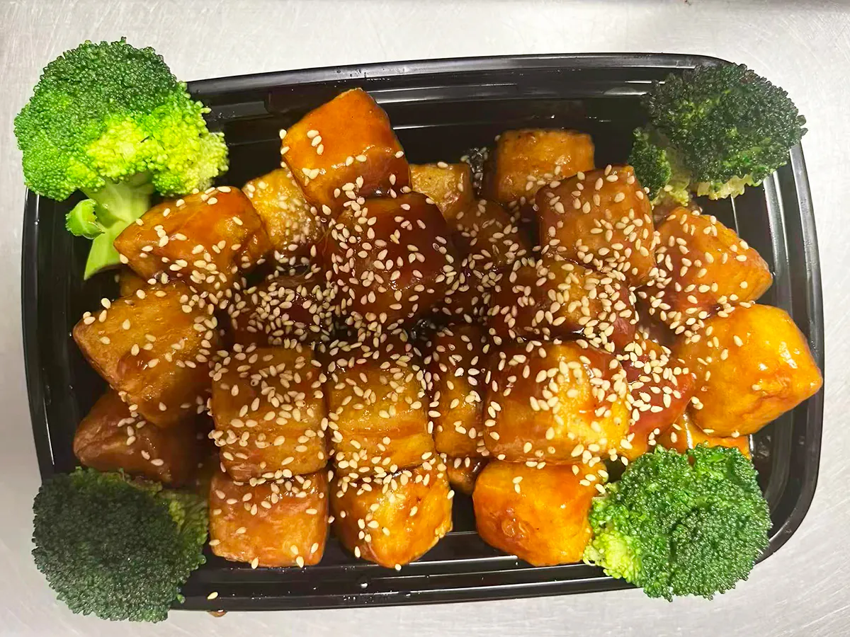 Crispy tofu in sweet sauce with sesame seeds at Orient Chef, a Asian Restaurant in Davie